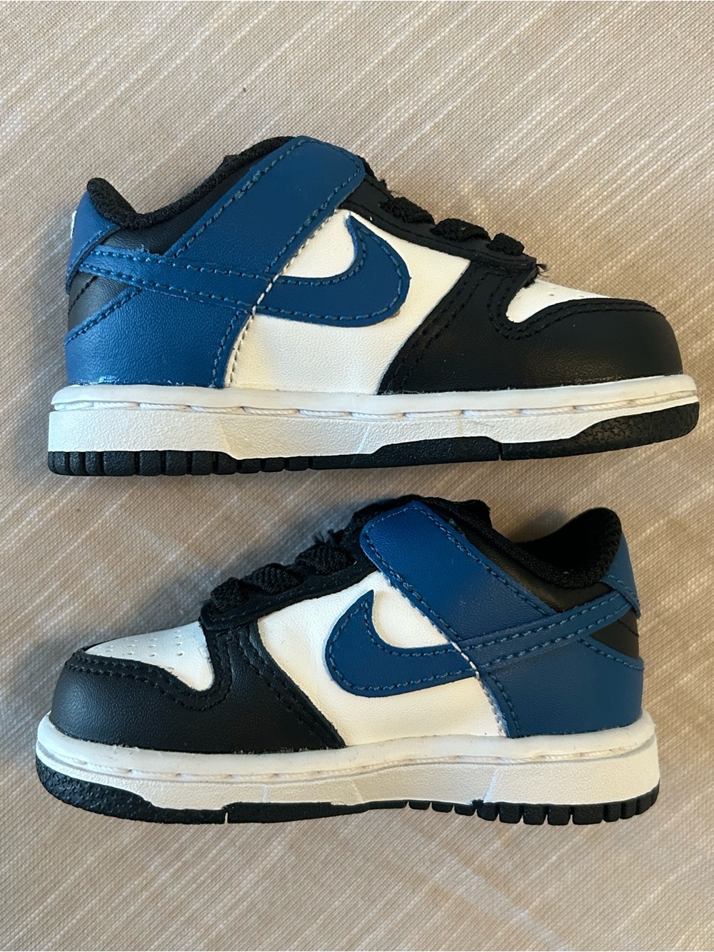 Nike 💙 Baby Dunks Low-Top Sneakers in Blue/Black/White